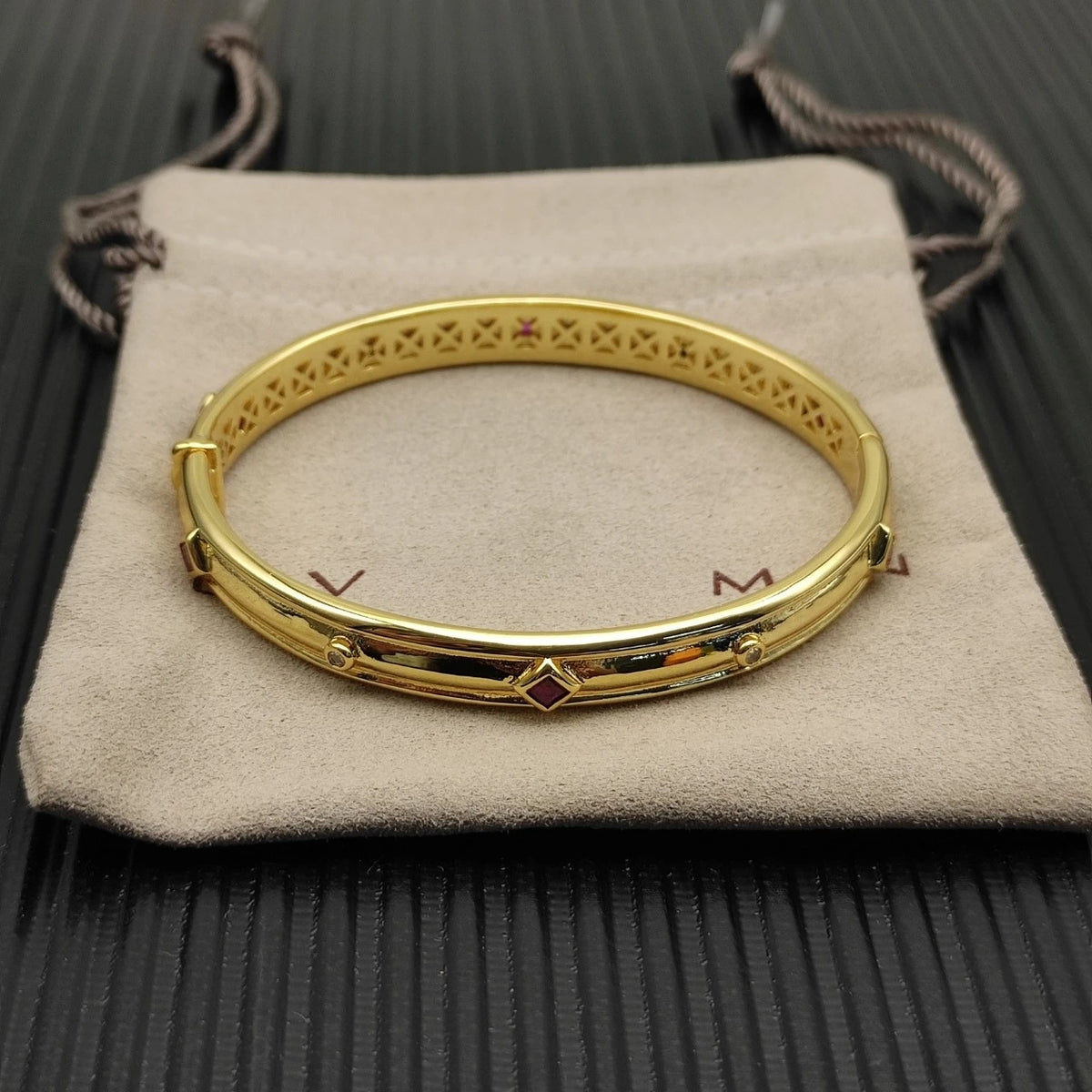 2025 New Christmas Bangle, High Quality 8mm Renaissance Band Bracelet, Elegant Design, Suitable for Both Men and Women